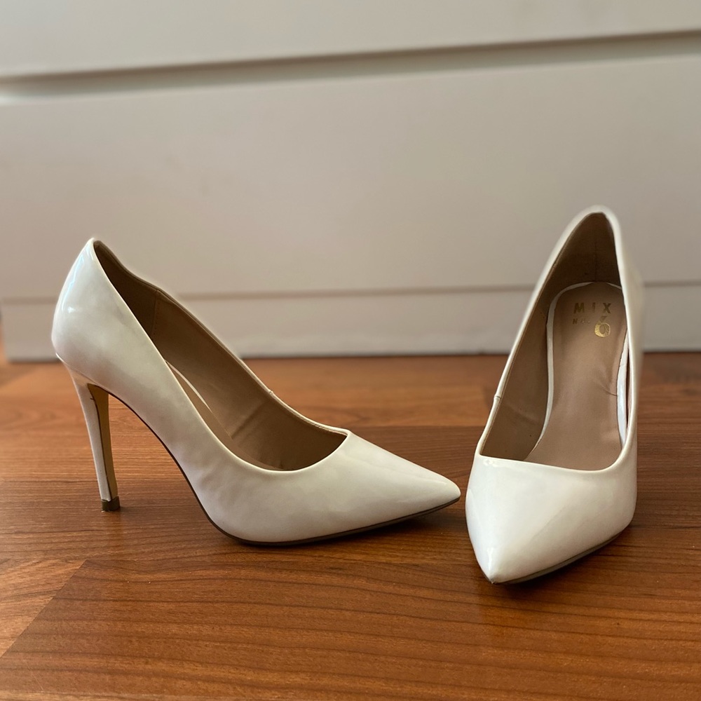 Worn once white stilettos